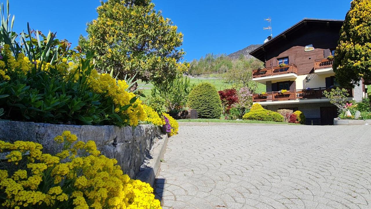 Casa Margherita Chambres D'Hotes & Spa Challand-Saint-Anselme Dış mekan fotoğraf
